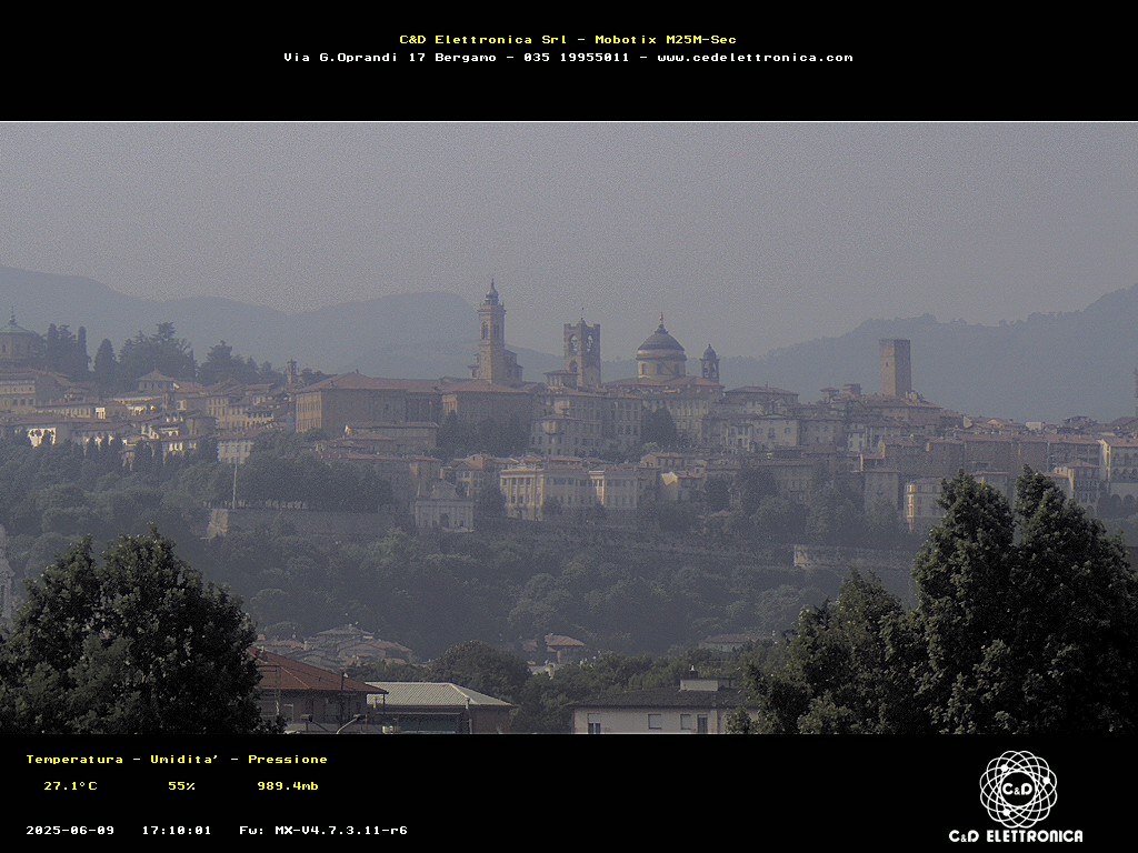 immagine della webcam nei dintorni di San Pellegrino Terme: webcam Bergamo