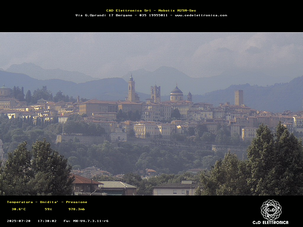 immagine della webcam nei dintorni di Almenno San Salvatore: webcam Bergamo